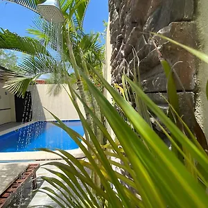 hotel-casa-santiago.tulum-hotels.net/